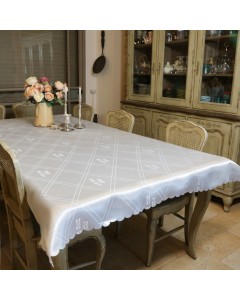 Tablecloth in White with Hebrew Text Large Geschirr